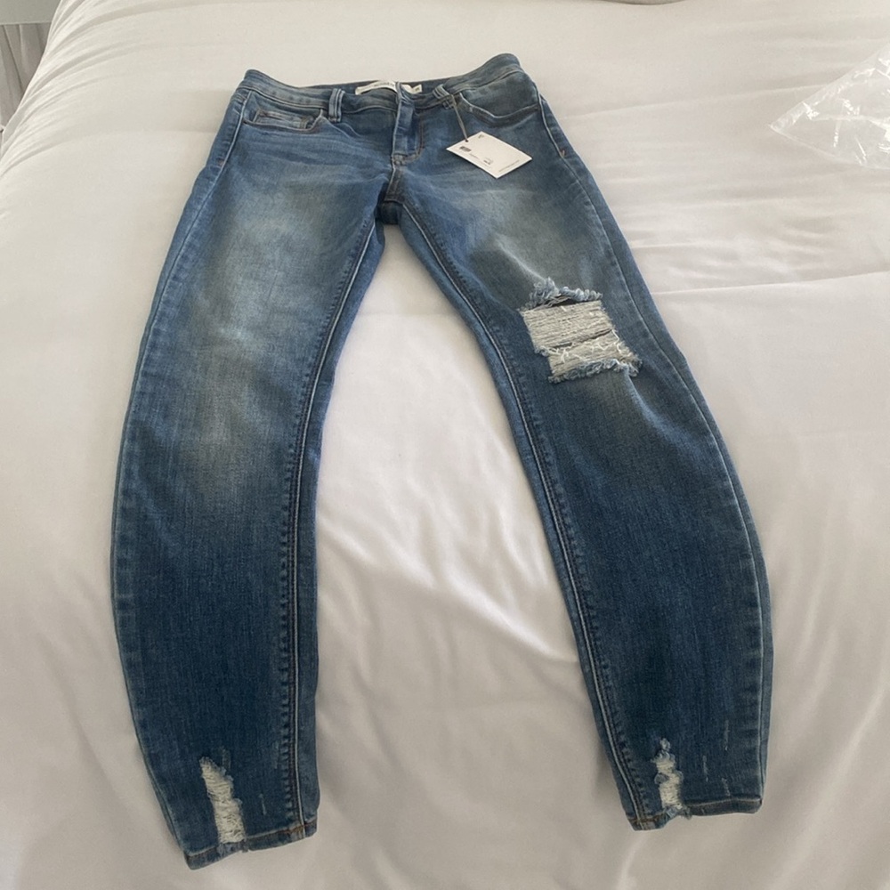 NEW Hidden Amelia Skinny Denim
Stretch Jeans Size 26